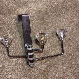 Three hook to hang on door,silver, able to more in different directions